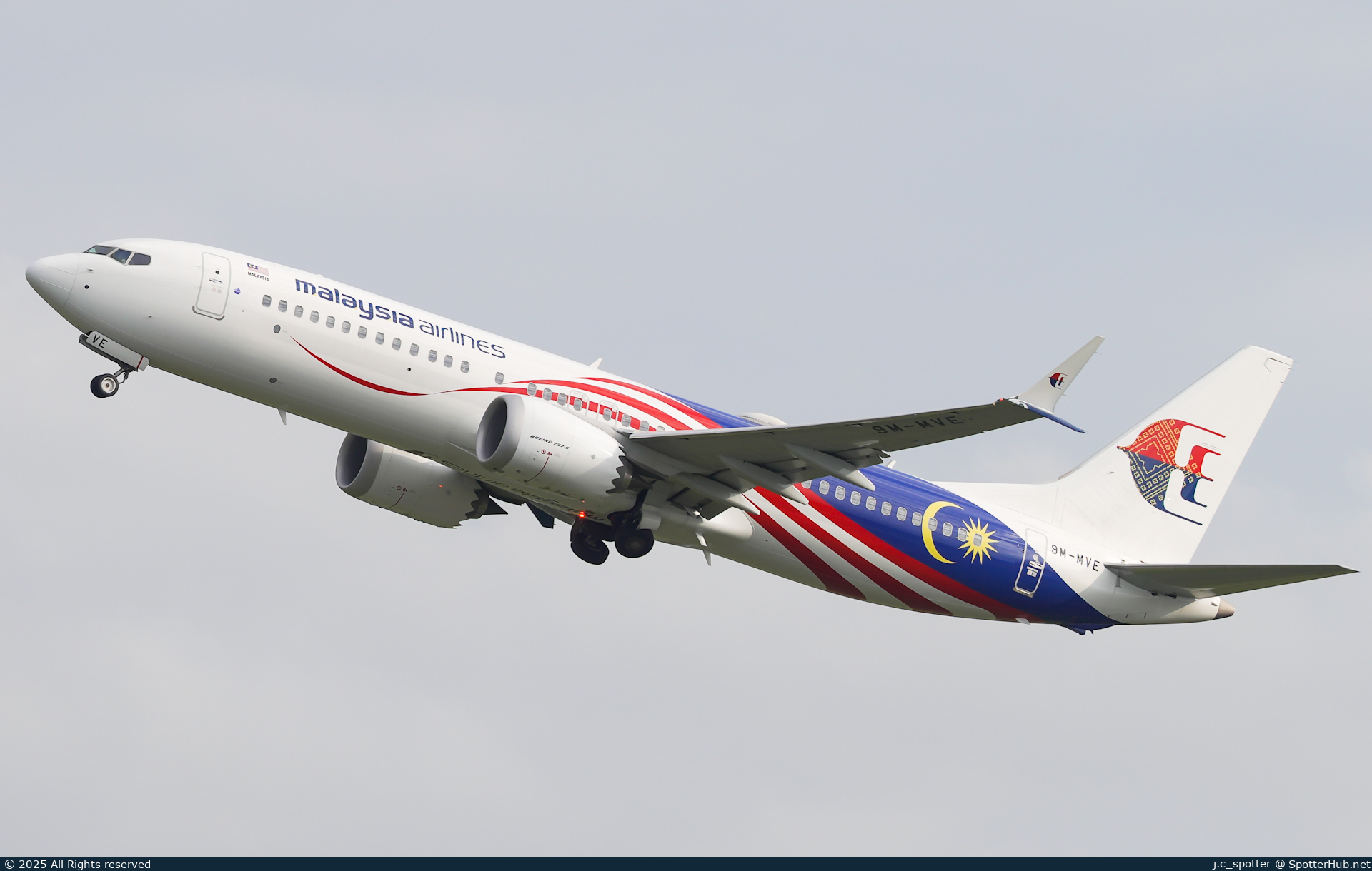 Photo of 9M-MVE - Boeing 737 MAX 8 operated by Malaysia Airlines