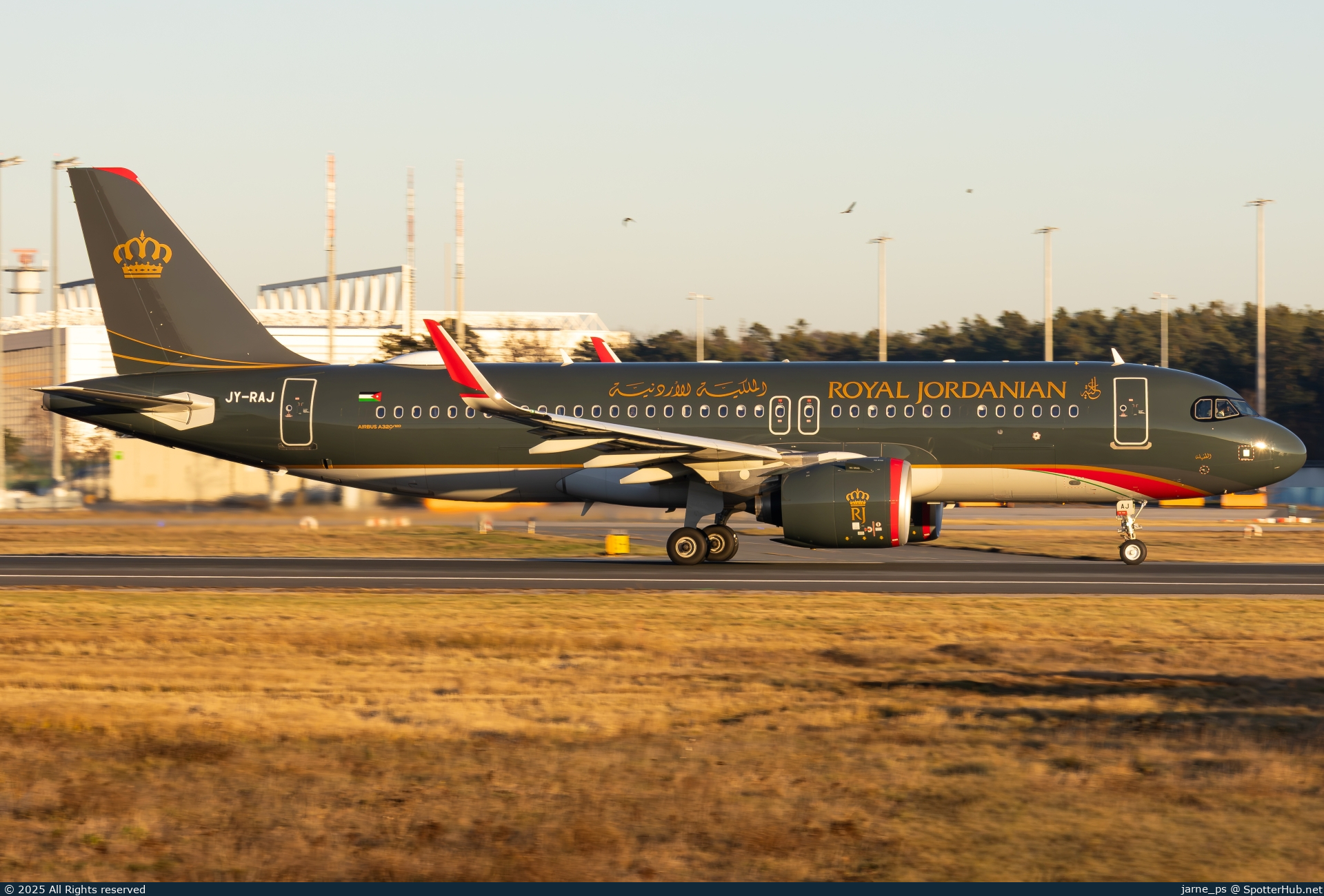 Photo of JY-RAJ - Airbus A320-271N operated by Royal Jordanian Airlines