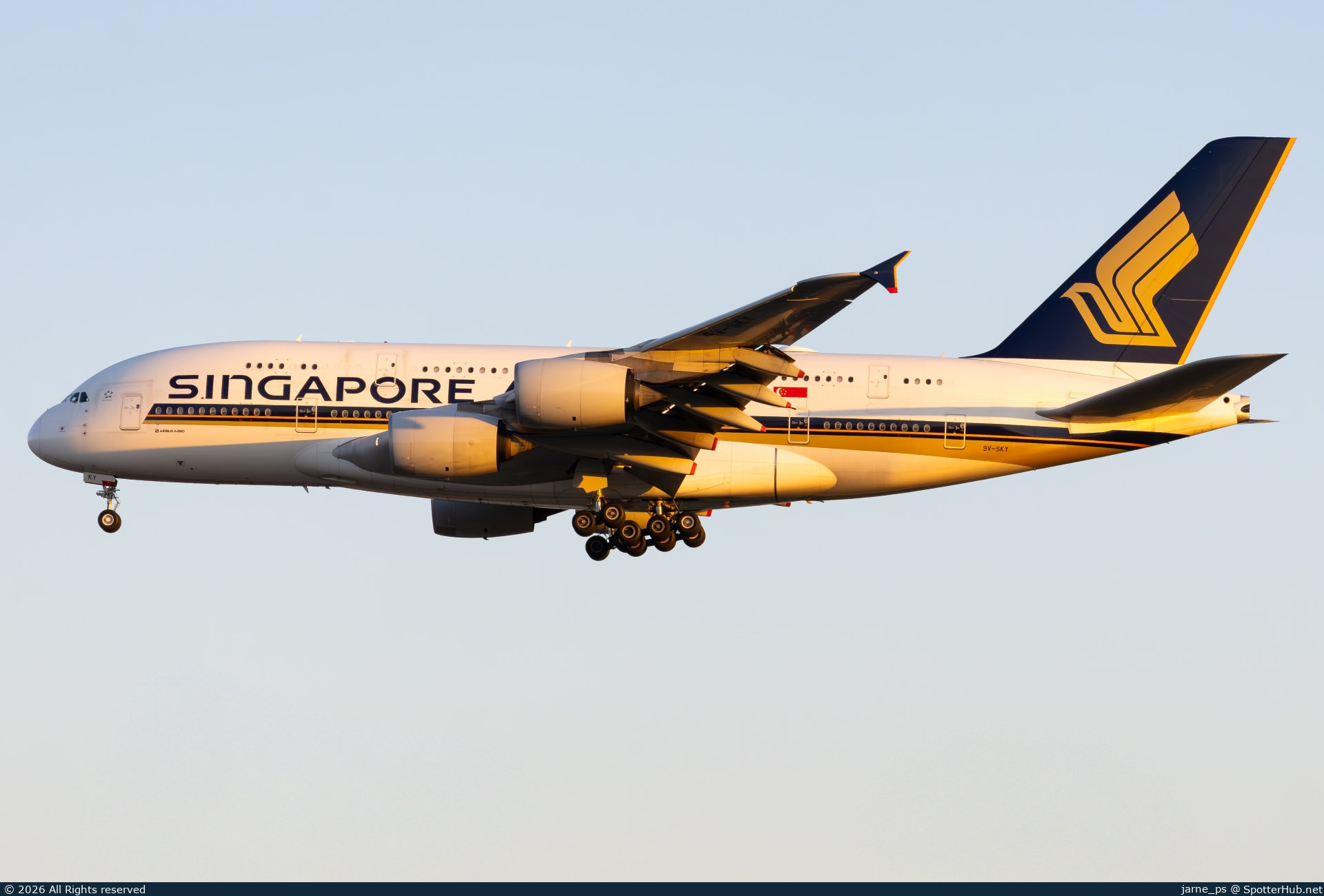 Photo of 9V-SKY - Airbus A380-841 operated by Singapore Airlines