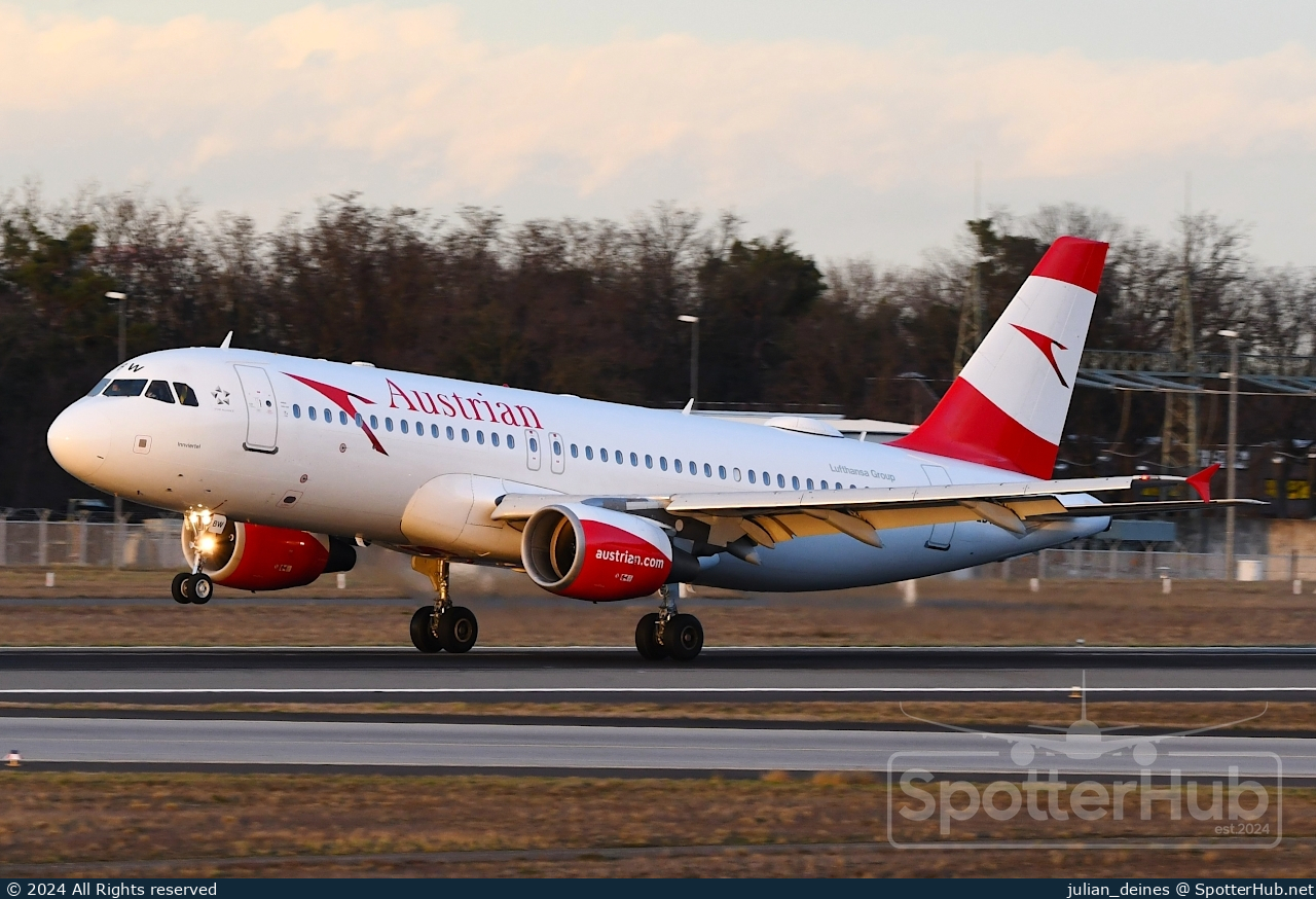 Photo of OE-LBW - Airbus A320-214 operated by Austrian Airlines