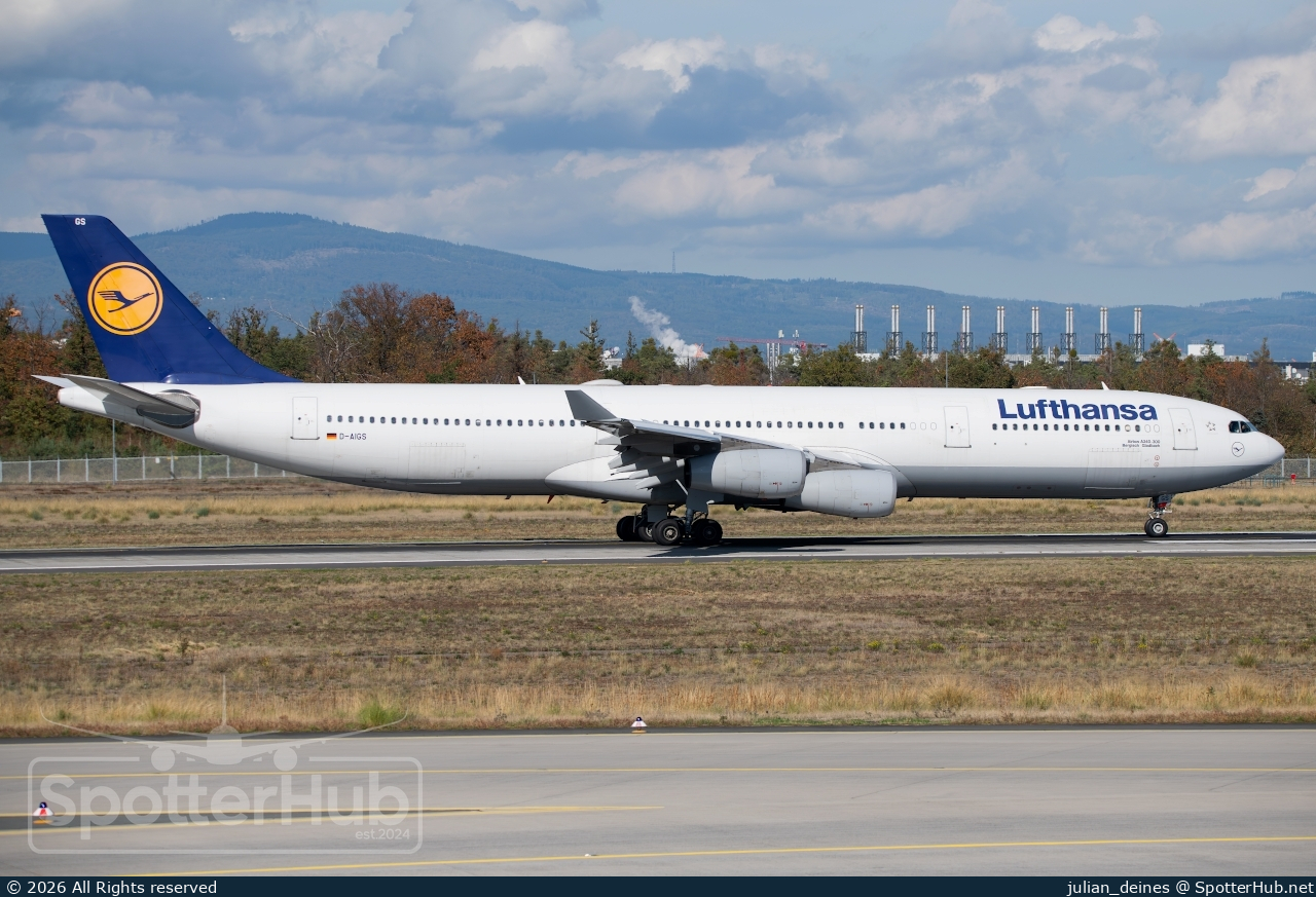 Photo of D-AIGS - Airbus A340-313 operated by Lufthansa