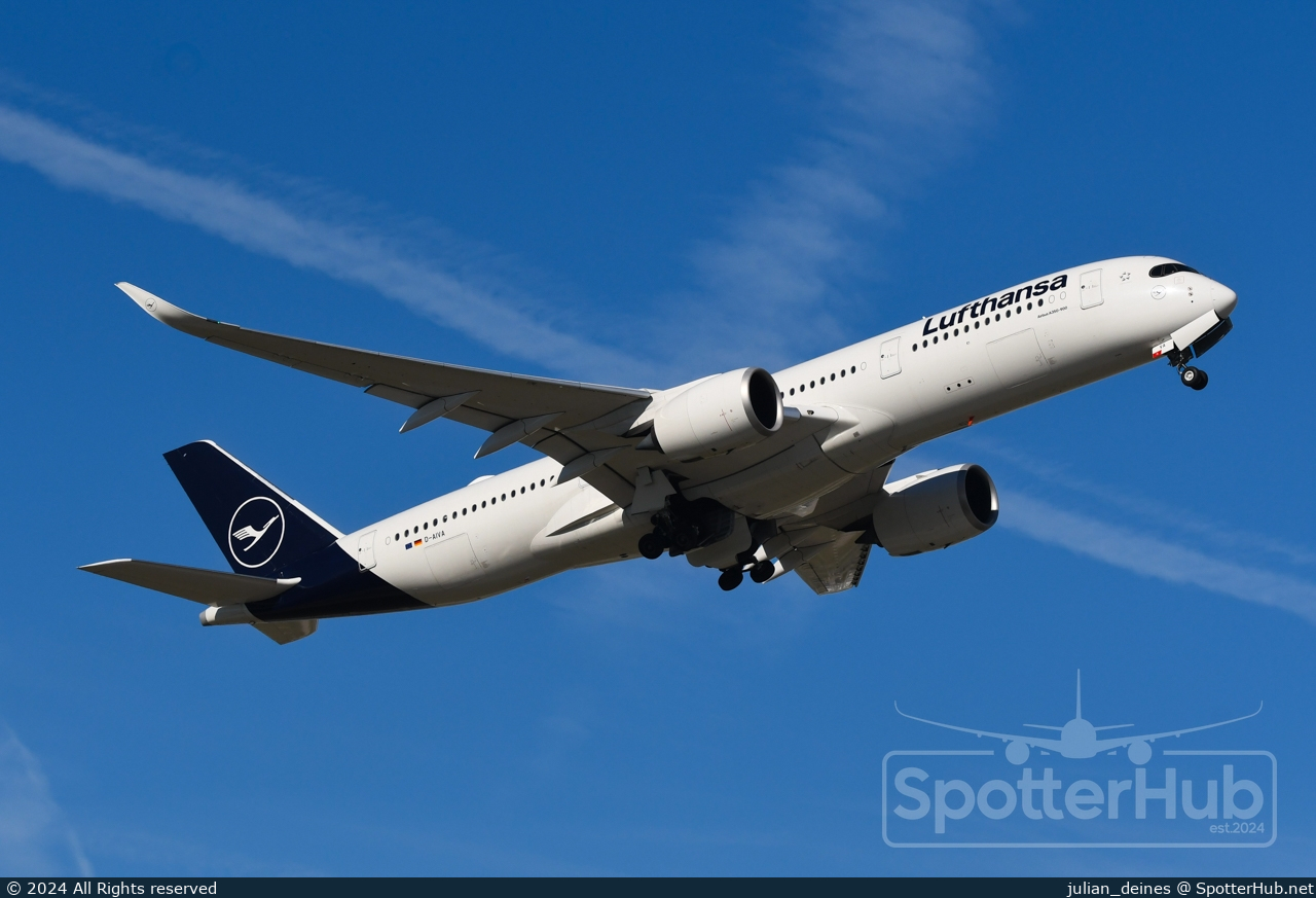 Photo of D-AIVA - Airbus A350-941 operated by Lufthansa