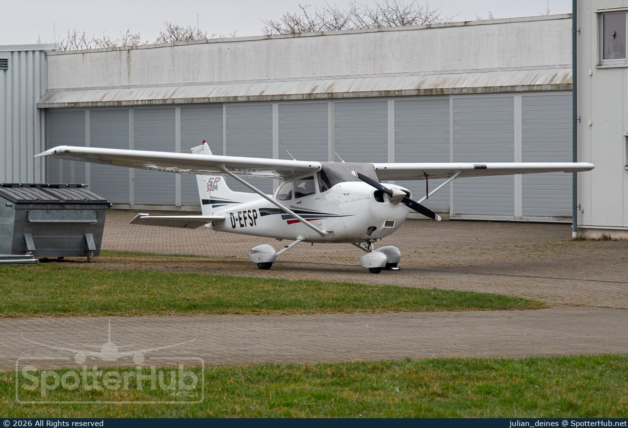 Photo of D-EFSP - Cessna 172S Skyhawk SP operated by Sportflieger-Club Porta