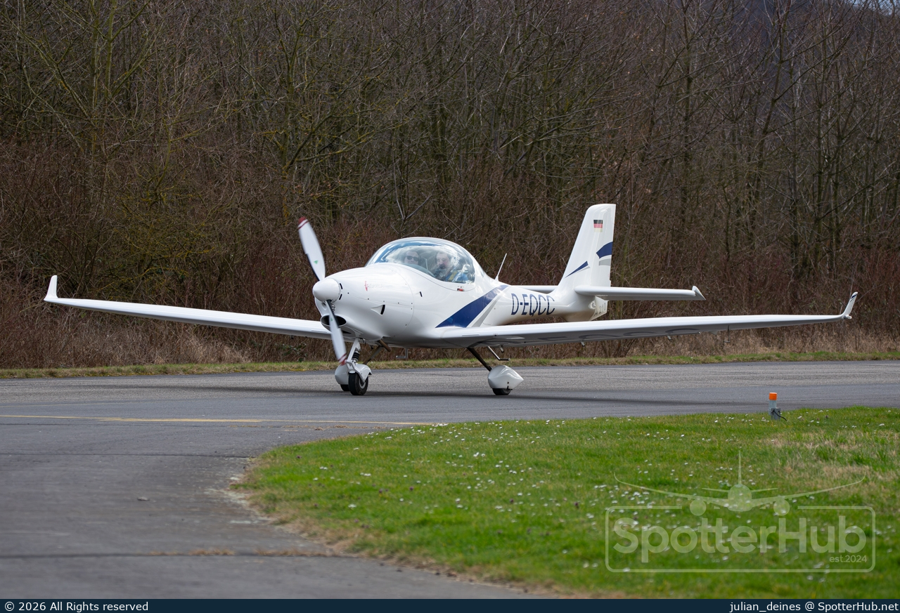 Photo of D-EQCC - Aquila A210 operated by Luftsportverein Worms