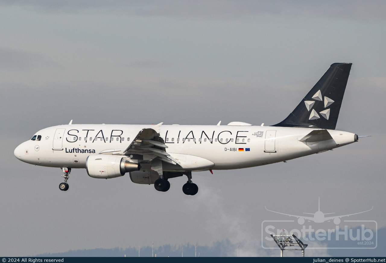 Photo of D-AIBI - Airbus A319-112 operated by Lufthansa