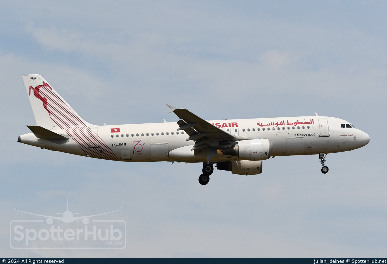 Photo of TS-IMR - Airbus A320-214 operated by Tunisair