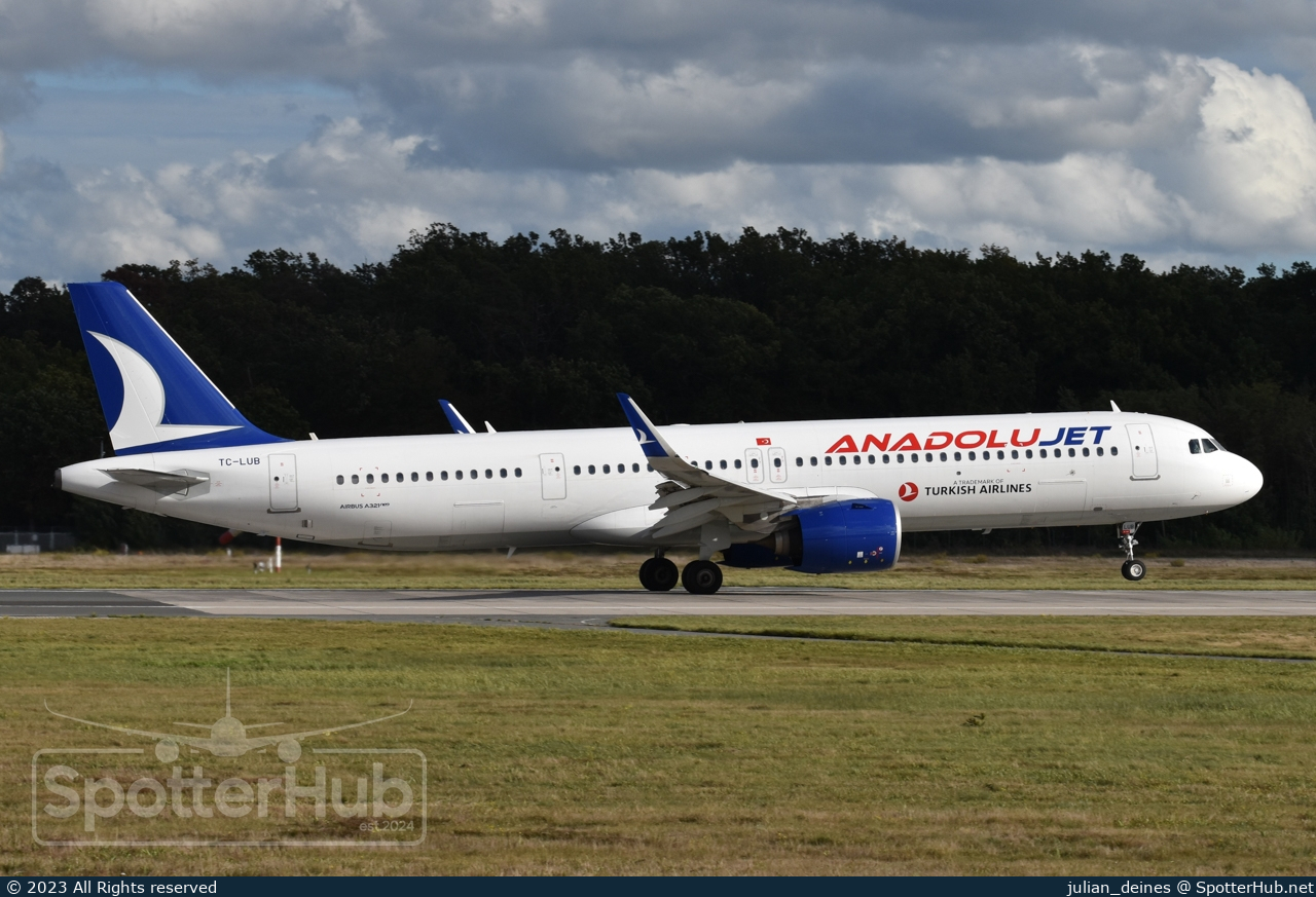 Photo of TC-LUB - Airbus A321-271NX operated by AnadoluJet