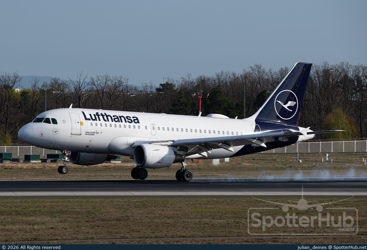 Photo of D-AIBE - Airbus A319-112 operated by Lufthansa