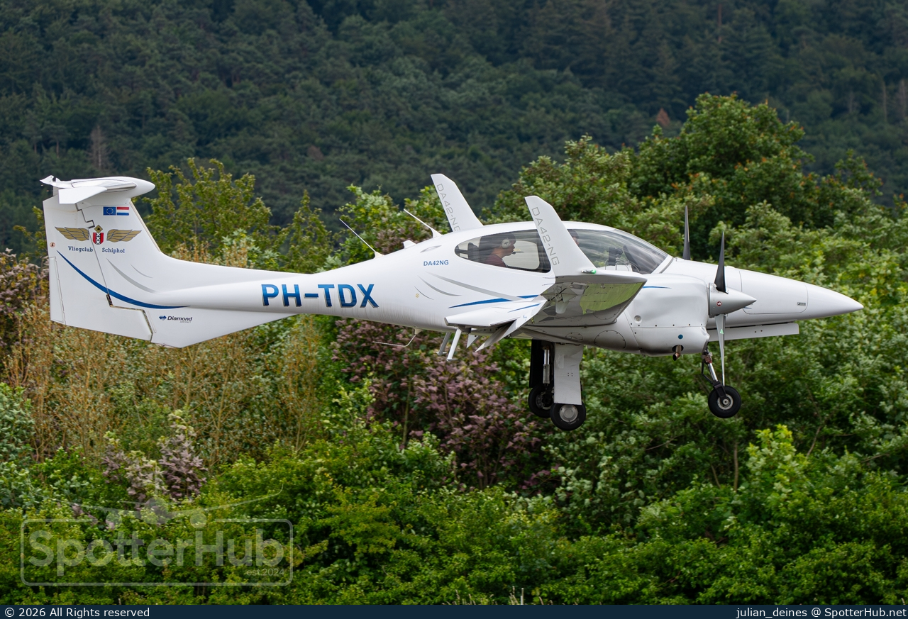 Photo of PH-TDX - Diamond DA42 NG Twin Star operated by Vliegclub Schiphol