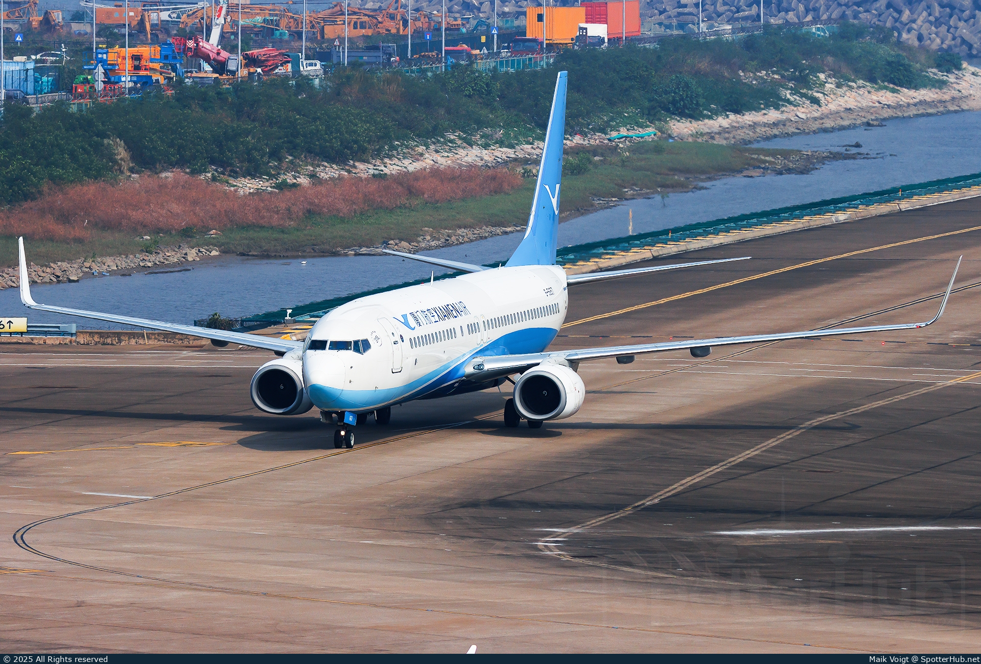 Photo of B-5657 - Boeing 737-85C operated by Xiamen Airlines