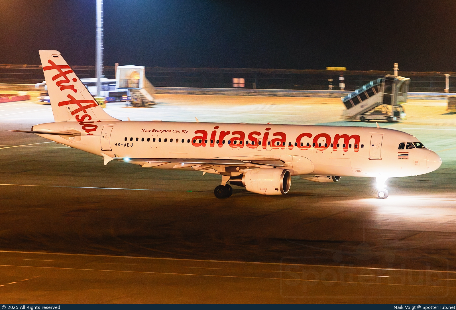 Photo of HS-ABJ - Airbus A320-216 operated by Thai AirAsia