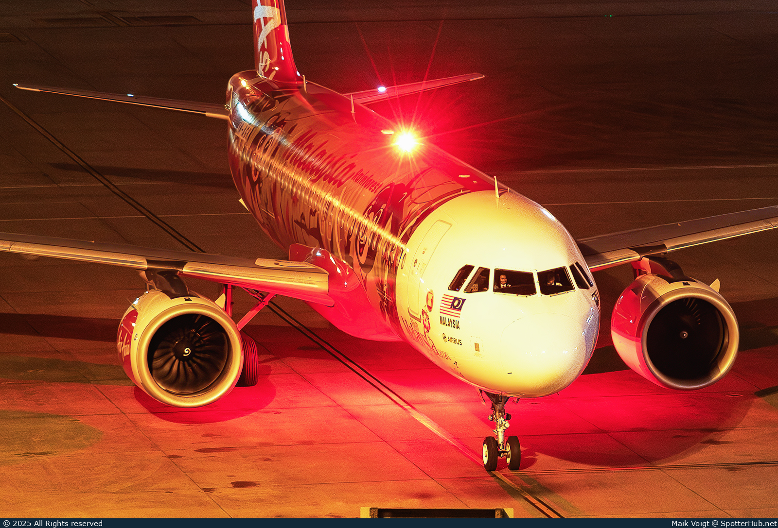 Photo of 9M-AGK - Airbus A320-251N operated by AirAsia