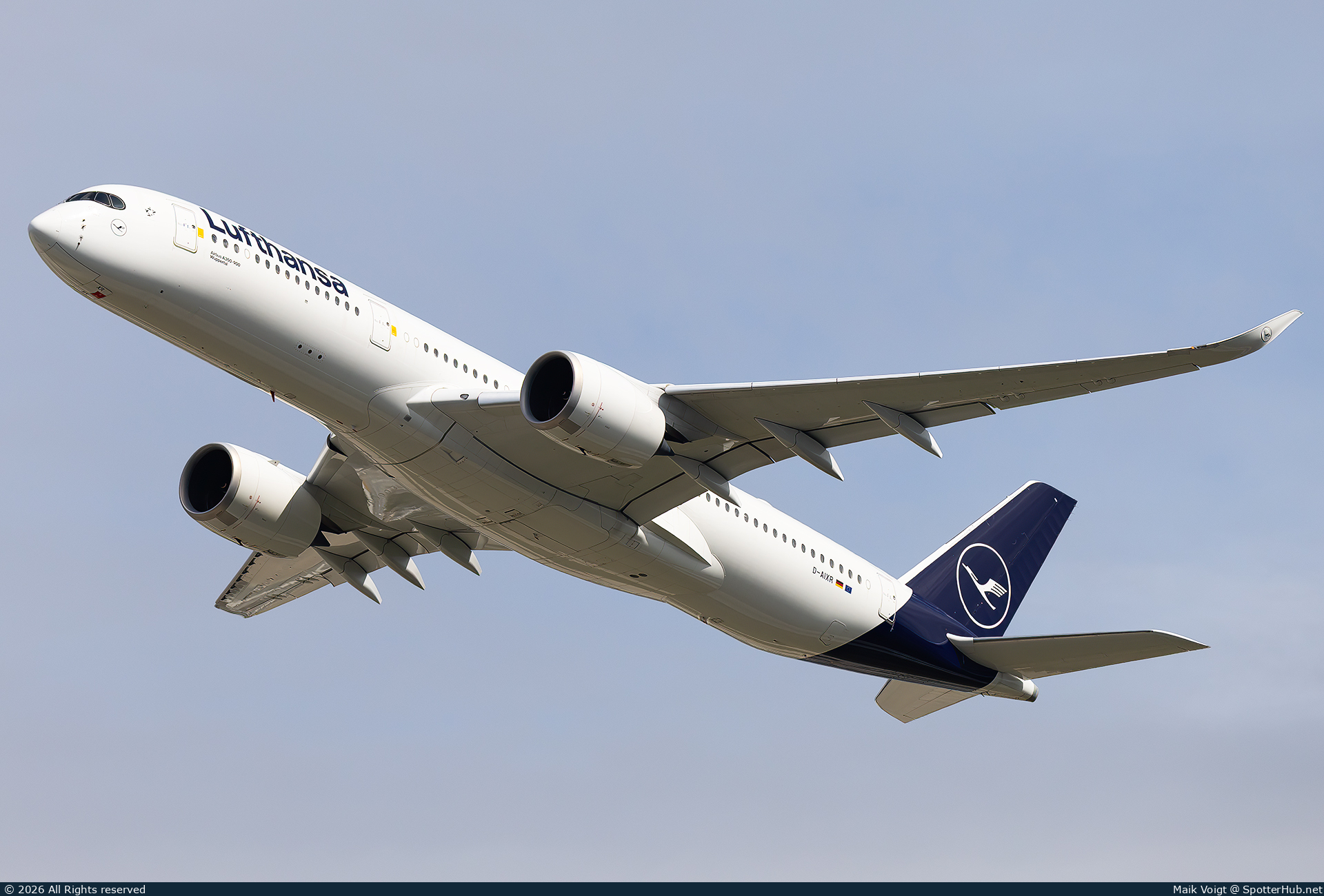 Photo of D-AIXR - Airbus A350-941 operated by Lufthansa