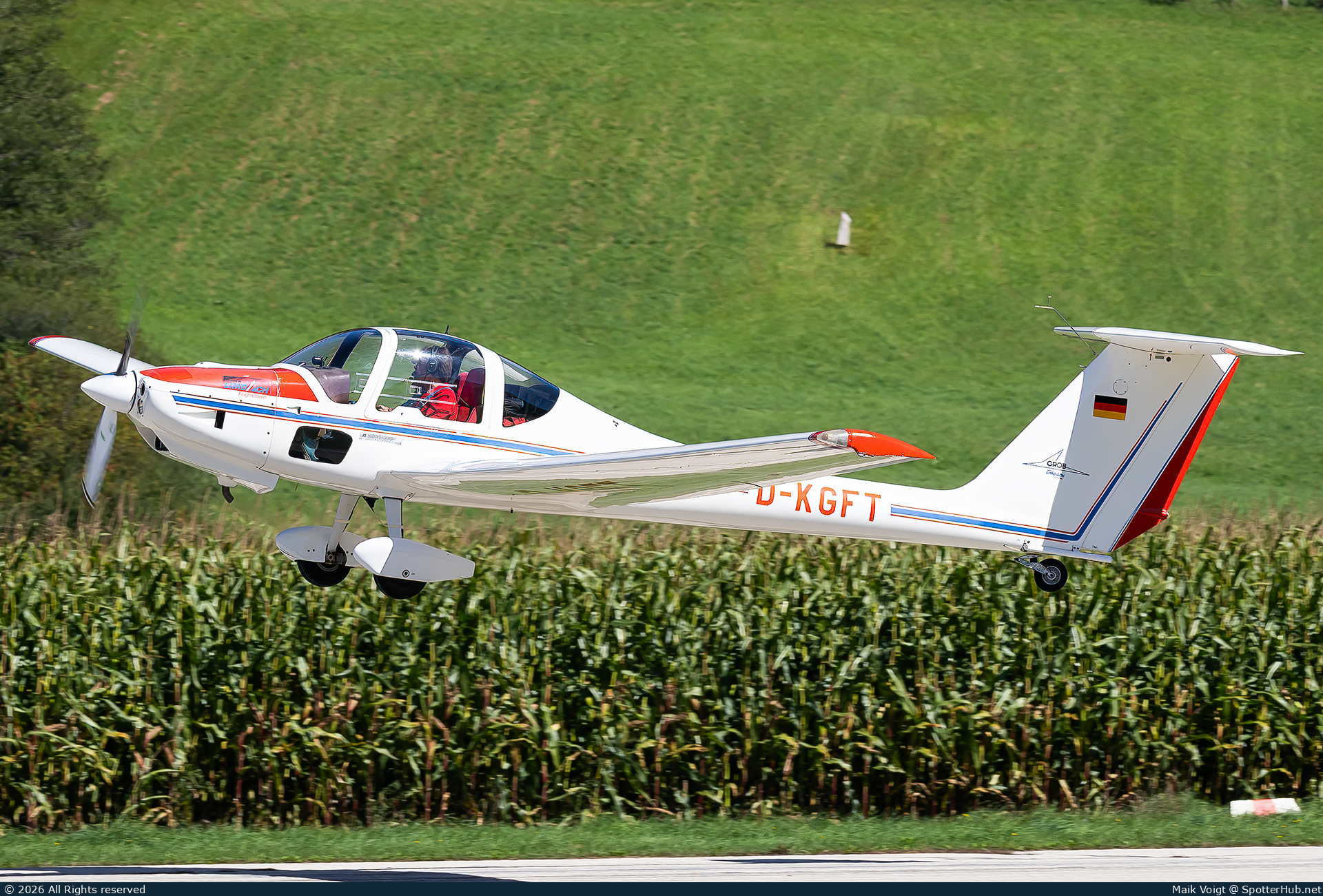 Photo of D-KGFT - Grob G109B operated by Segelflieger im Post-SV Nürnberg