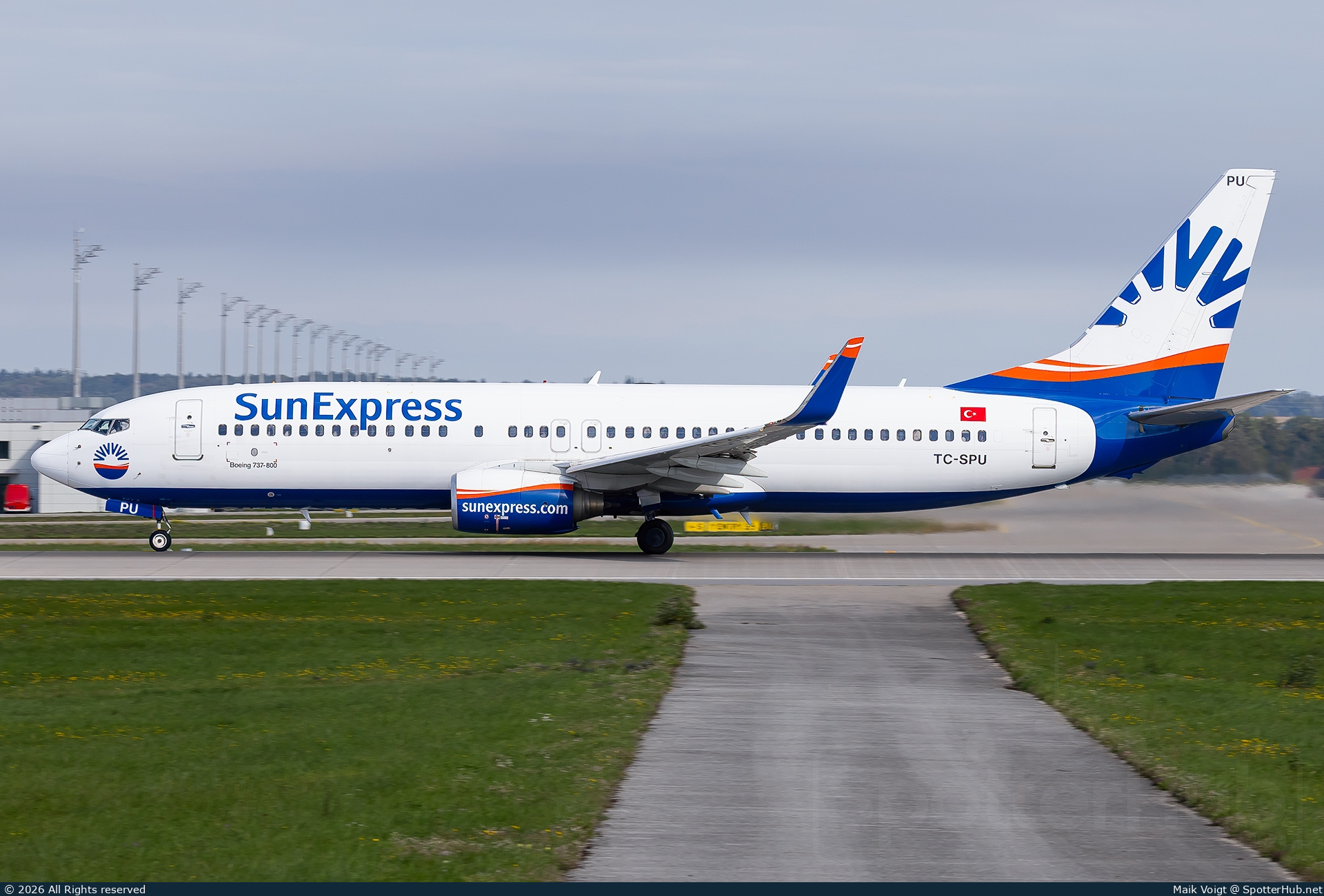 Photo of TC-SPU - Boeing 737-8U3 operated by SunExpress