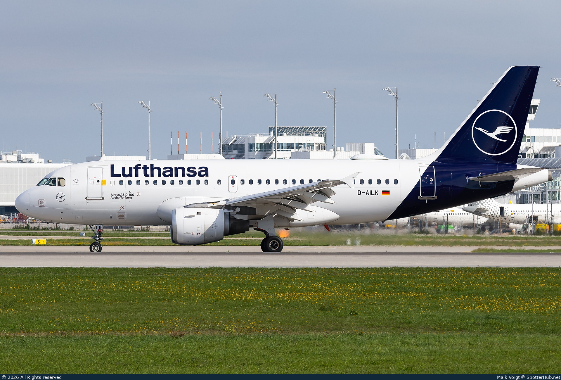 Photo of D-AILK - Airbus A319-114 operated by Lufthansa