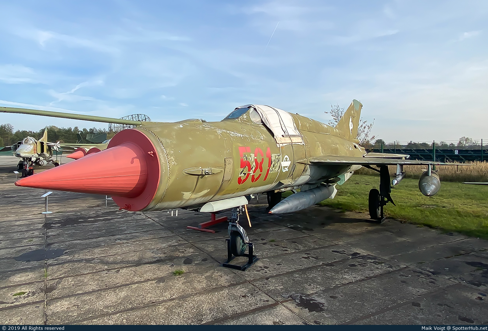 Photo of 581 - Mikoyan-Gurevich MiG-21M Fishbed-J operated by German Democratic Republic Air Force