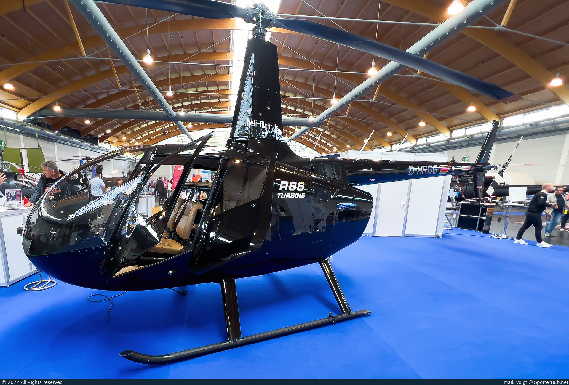 Photo of D-HRGG - Robinson R66 Turbine operated by Heli-Flight