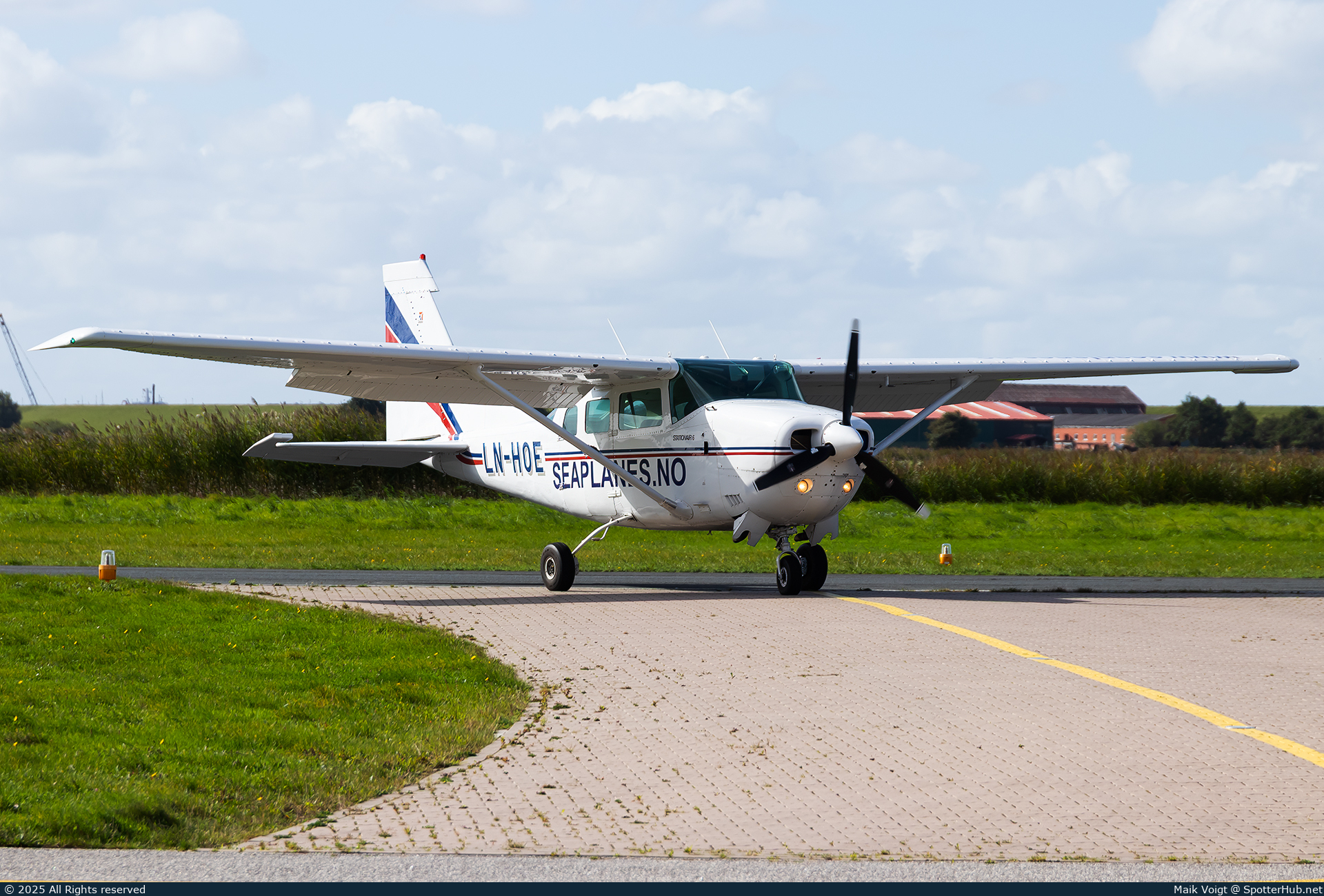 Photo of LN-HOE - Cessna U206G Stationair 6 operated by Scandinavian Air Charter