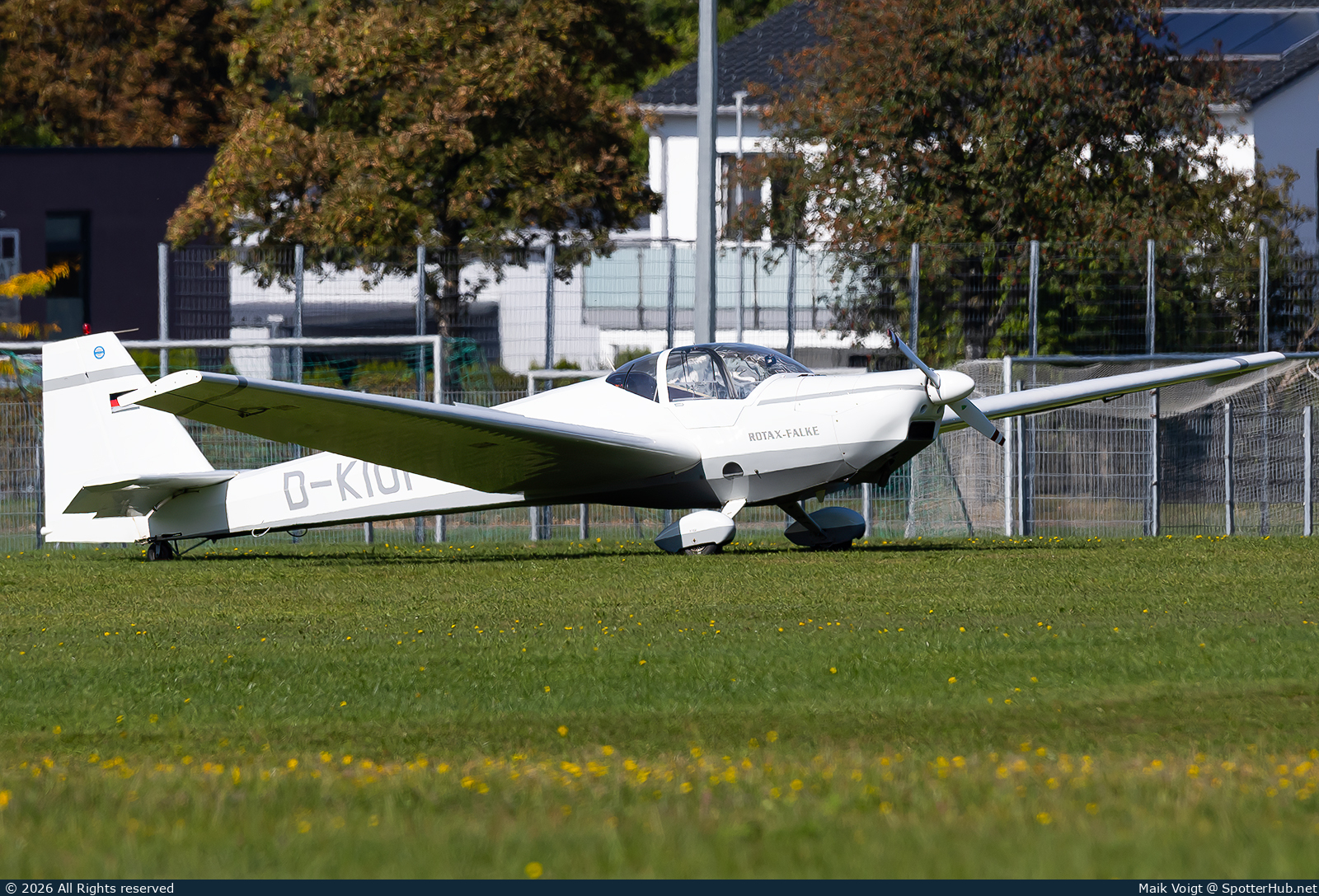 Photo of D-KIOF - Scheibe SF 25C Falke 2000 operated by Luftsportgruppe Kempten-Durach