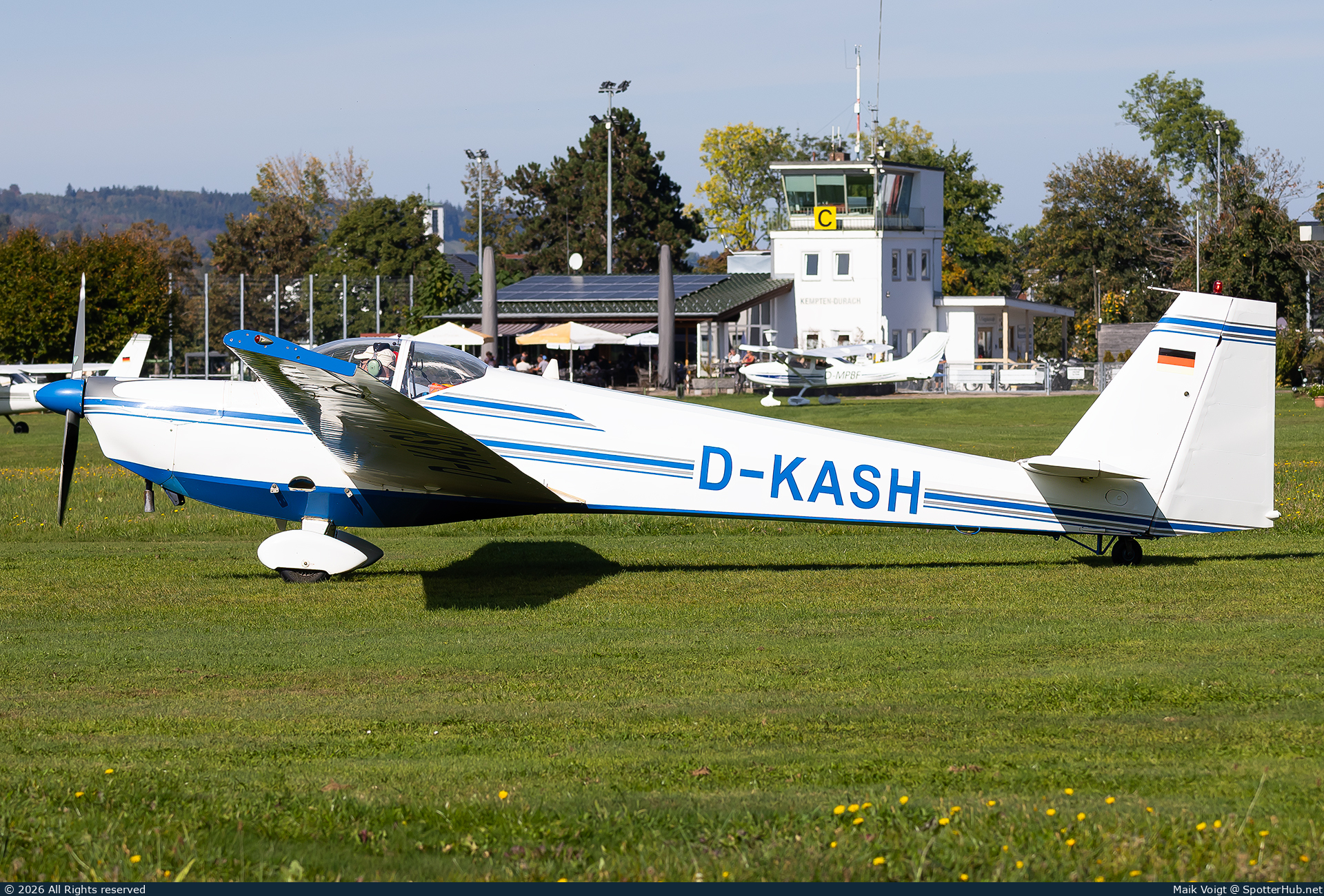 Photo of D-KASH - Scheibe SF 25C Rotax-Falke operated by Flugschule Michael Bergmann