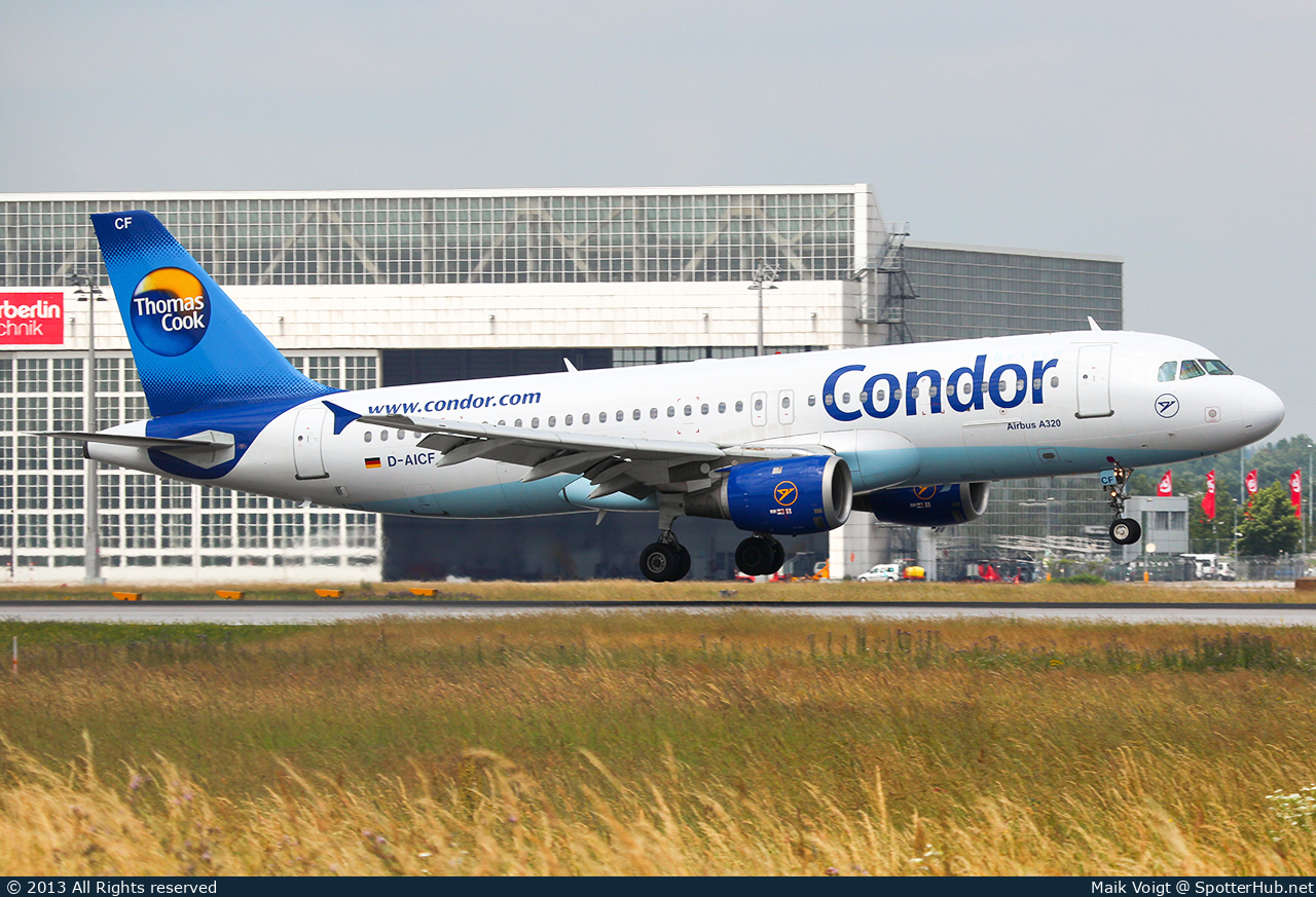 Photo of D-AICF - Airbus A320-212 operated by Condor