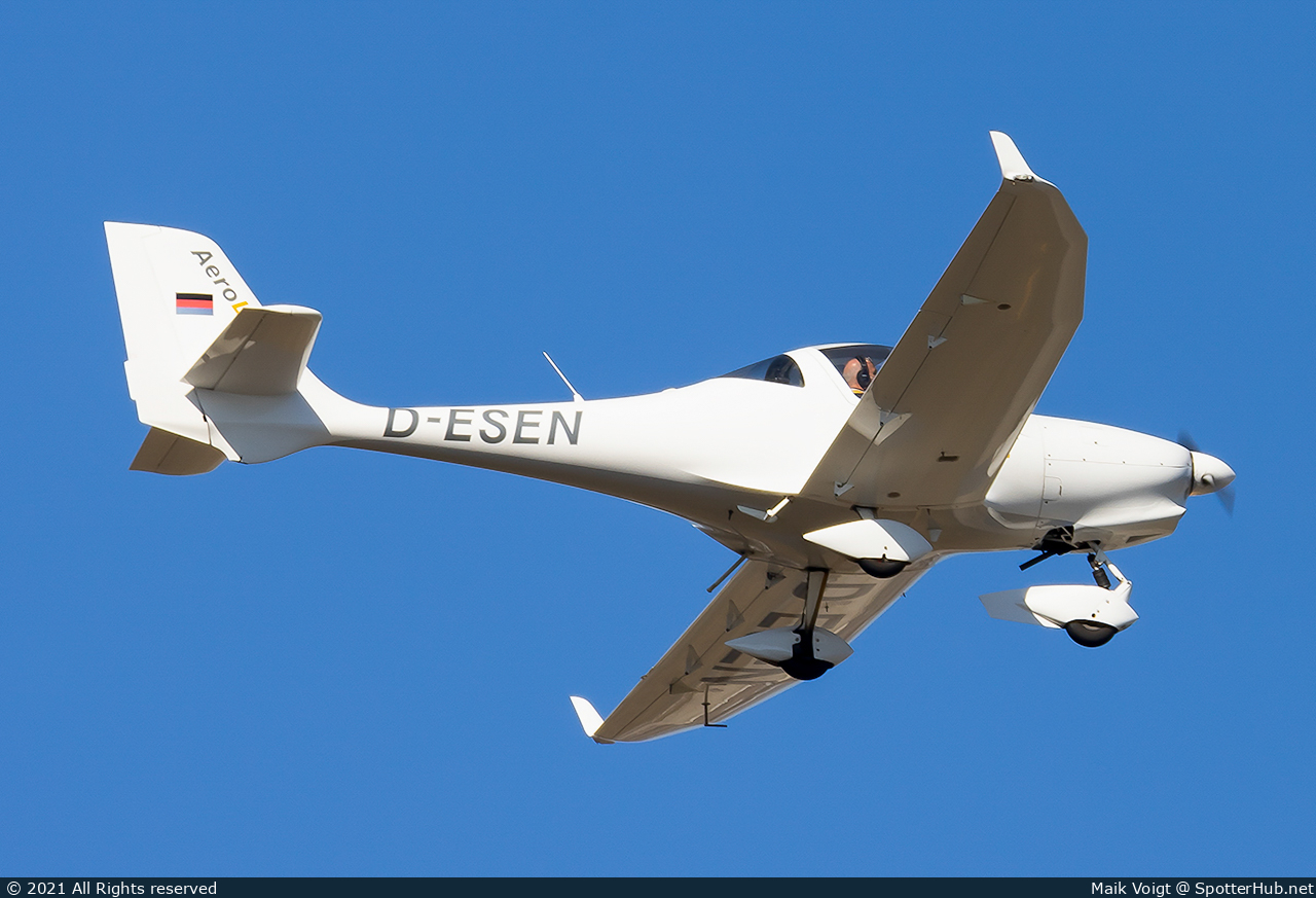Photo of D-ESEN - Aquila A210 operated by TFC Flight Training