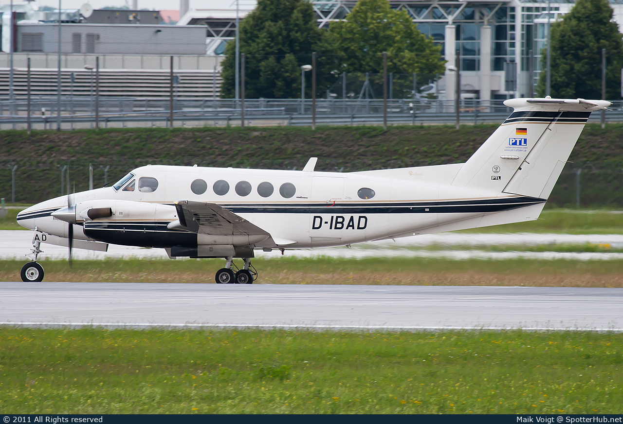 Photo of D-IBAD - Beechcraft B200 Super King Air operated by PTL Pilot Training