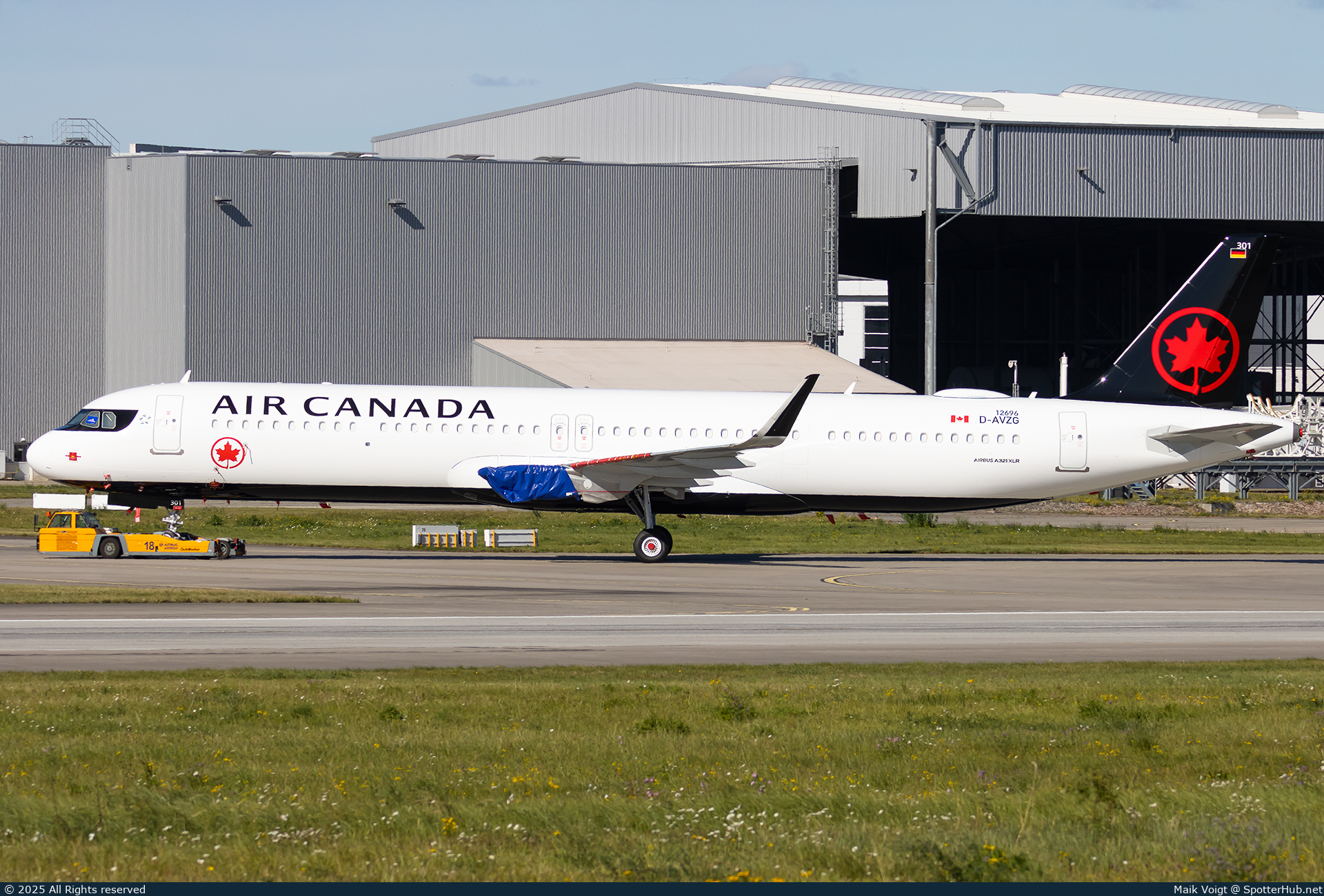 Photo of D-AVZG - Airbus A321-271NY operated by Air Canada