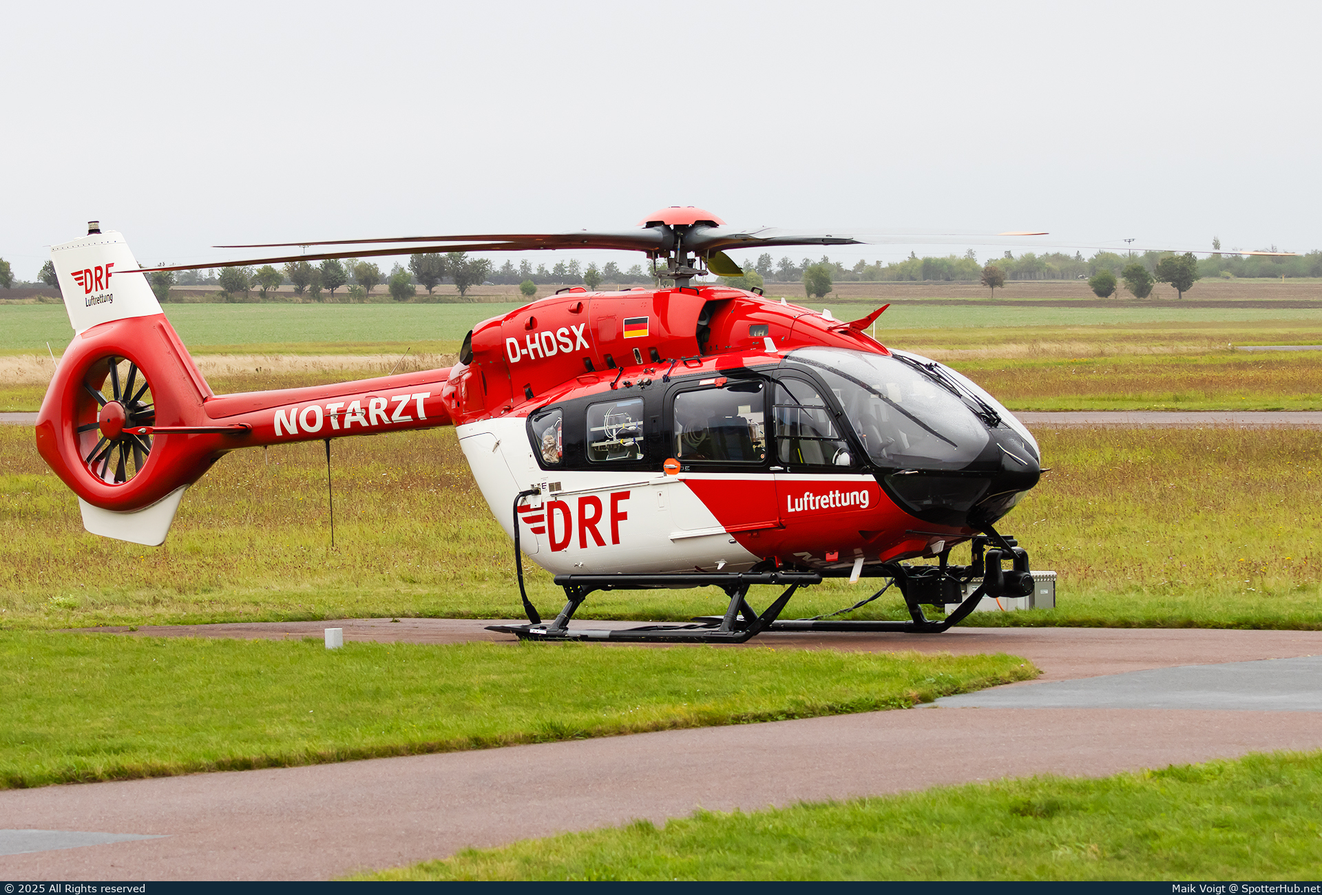 Photo of D-HDSX - Airbus Helicopters H145 operated by DRF Luftrettung