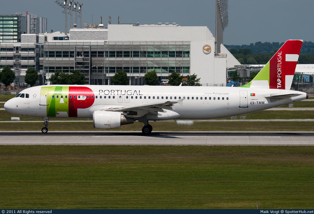 Photo of CS-TMW - Airbus A320-214 operated by TAP Air Portugal