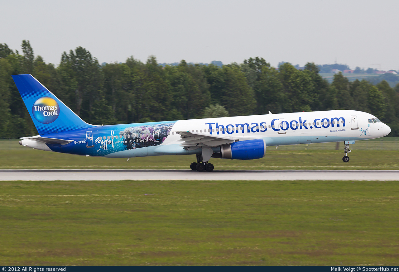 Photo of G-TCBC - Boeing 757-236 operated by Thomas Cook Airlines