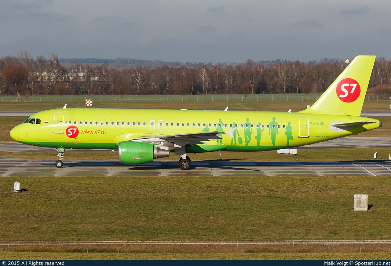 Photo of VQ-BDE - Airbus A320-214 operated by S7 Airlines