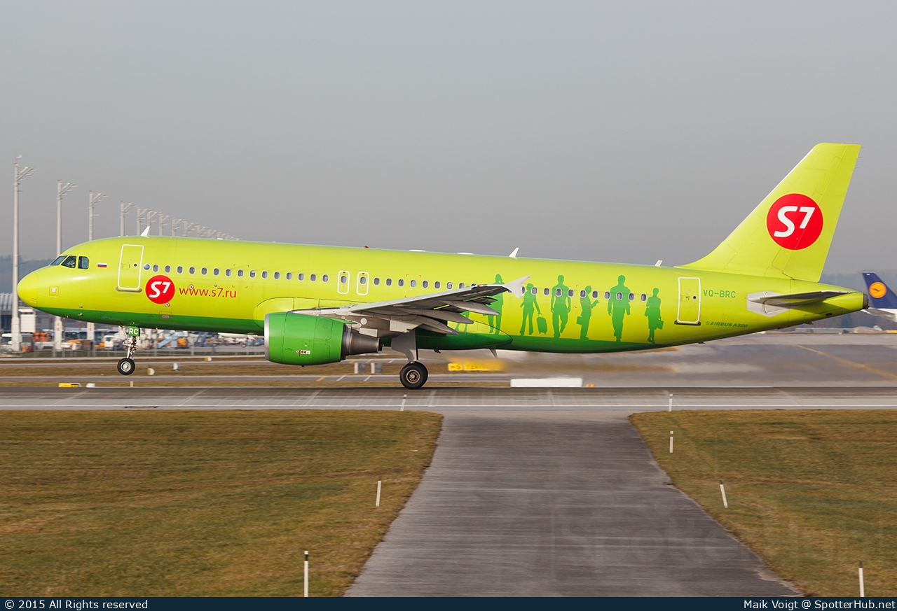 Photo of VQ-BRC - Airbus A320-214 operated by S7 Airlines