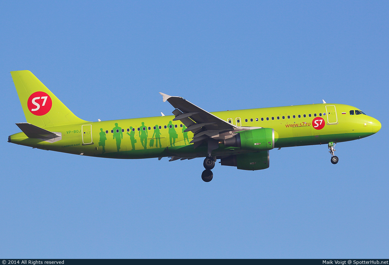 Photo of VP-BOJ - Airbus A320-214 operated by S7 Airlines