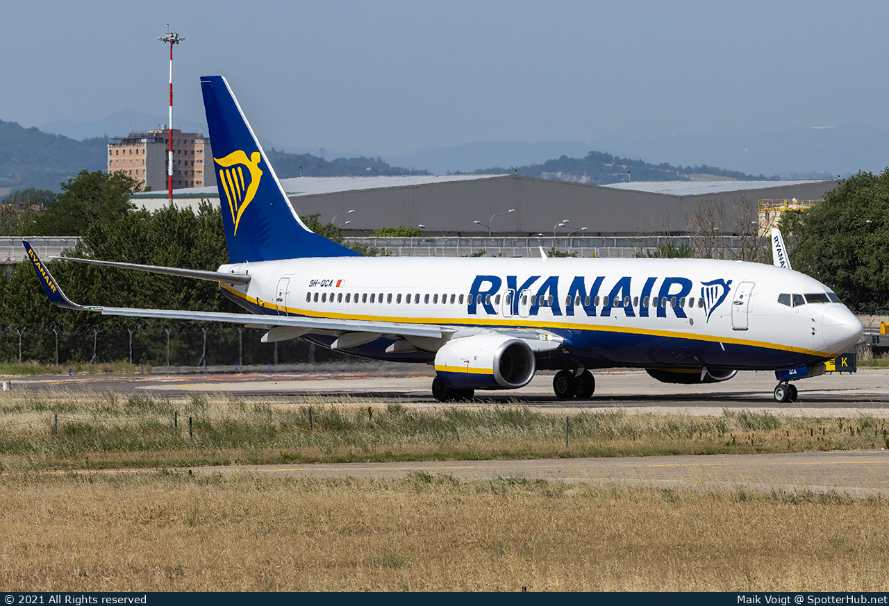 Photo of 9H-QCA - Boeing 737-8AS operated by Ryanair (opb Malta Air)