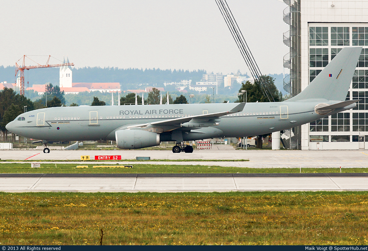 Photo of ZZ330 - Airbus A330-243(MRTT) Voyager KC.2 operated by Royal Air Force