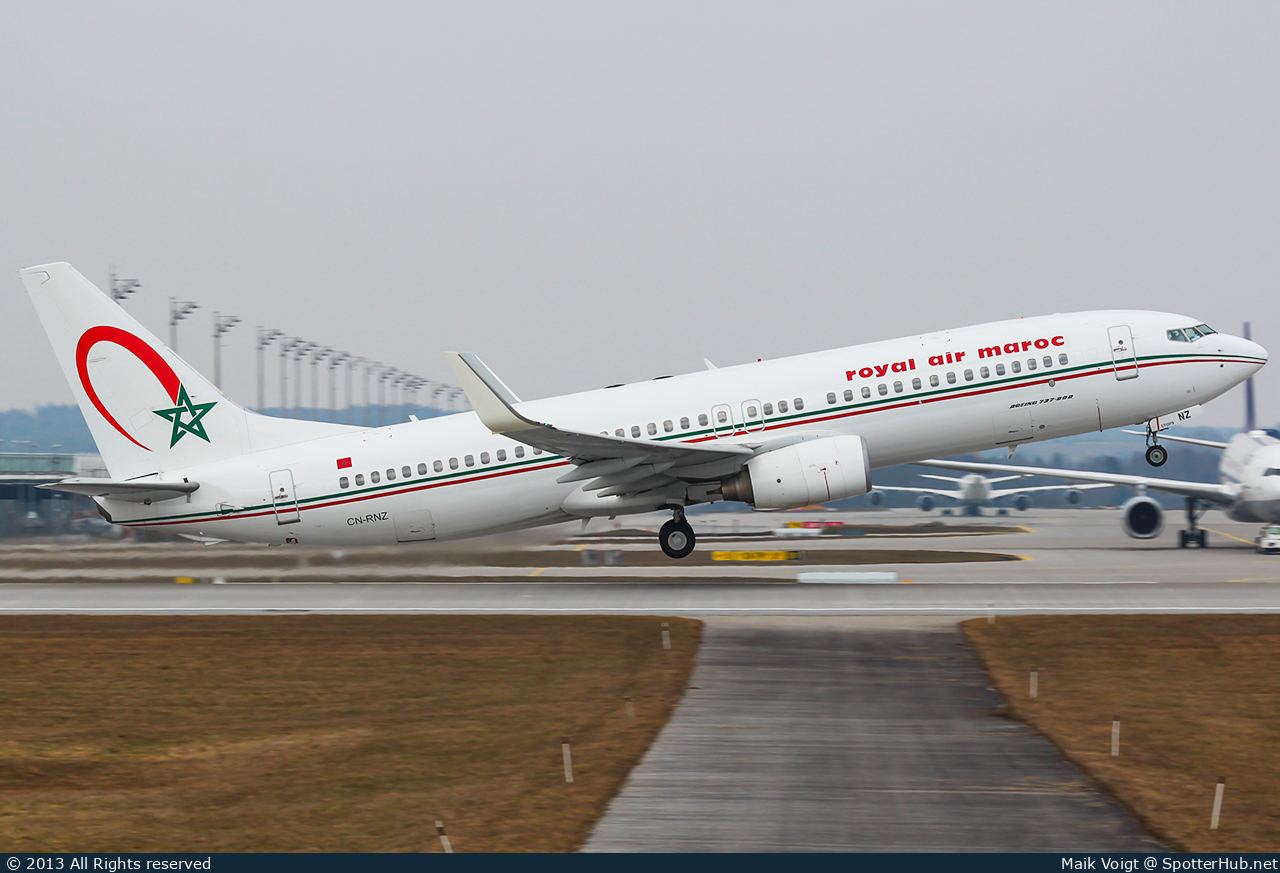 Photo of CN-RNZ - Boeing 737-8B6 operated by Royal Air Maroc