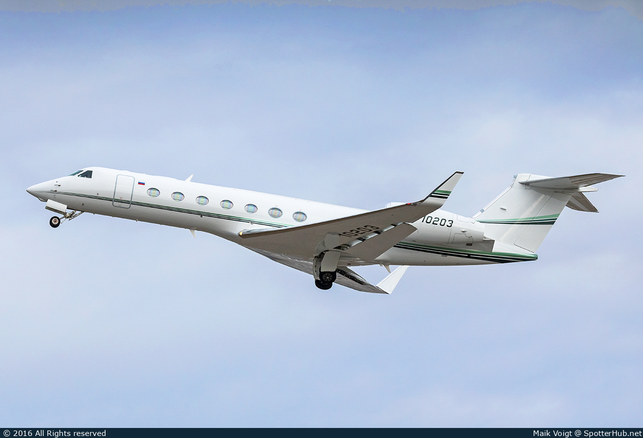 Photo of RA-10203 - Gulfstream GV-SP (G550) operated by Premier Avia