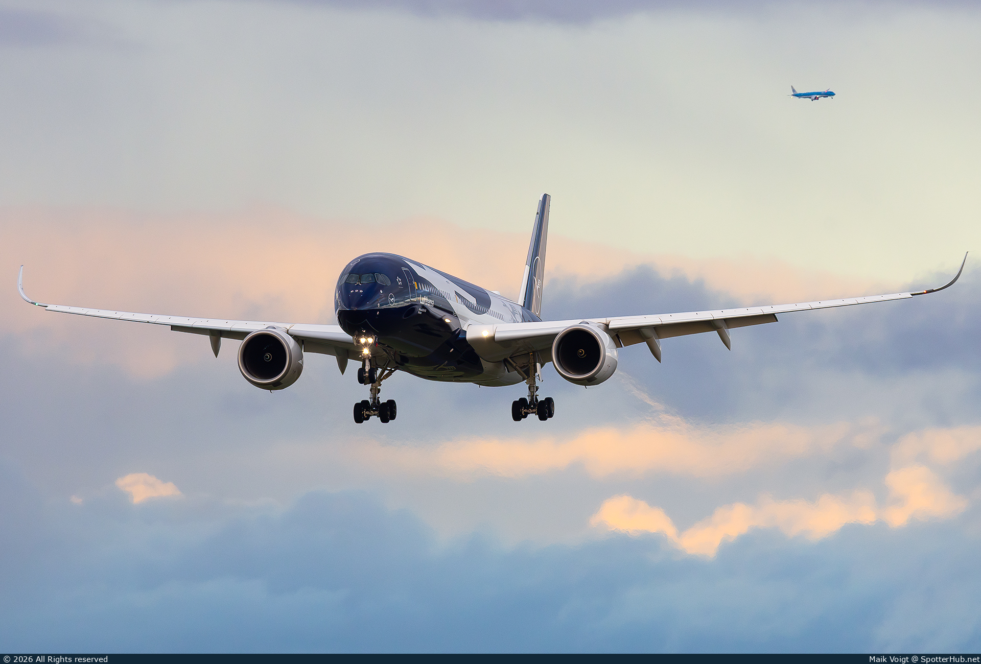 Photo of D-AIXL - Airbus A350-941 operated by Lufthansa