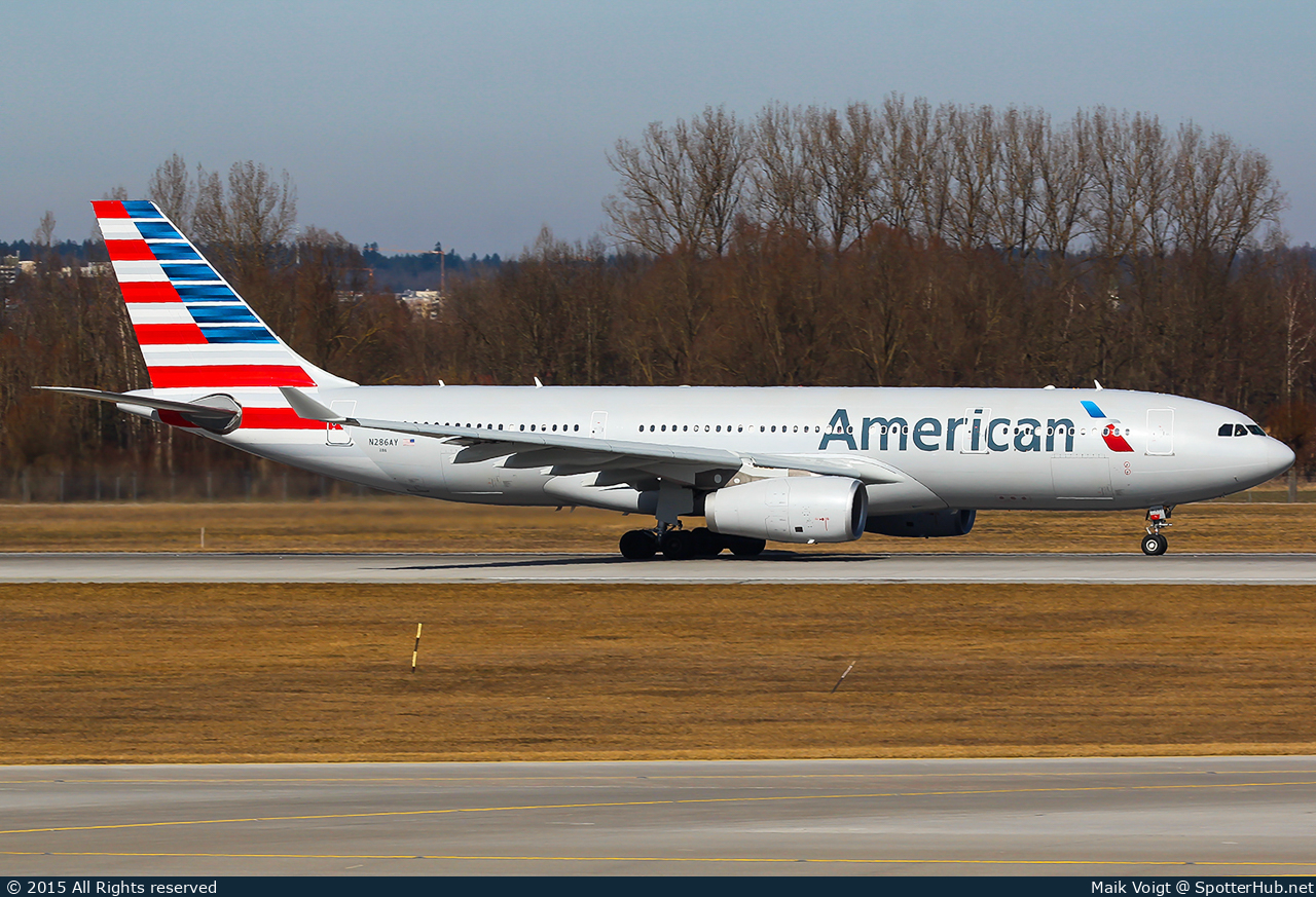 Photo of N286AY - Airbus A330-243 operated by American Airlines