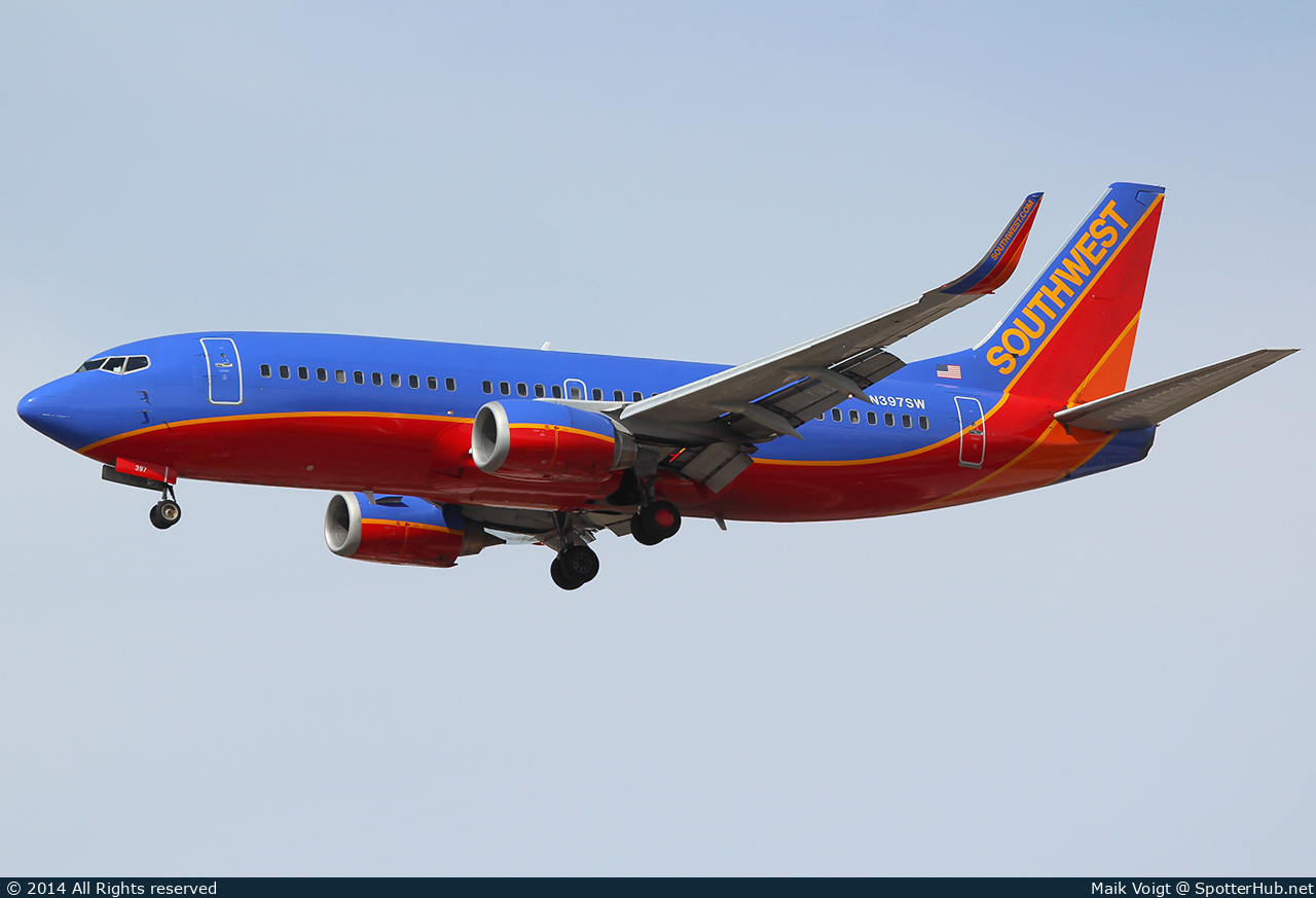 Photo of N397SW - Boeing 737-3H4 operated by Southwest Airlines