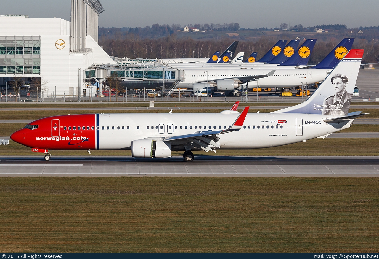 Photo of LN-NGG - Boeing 737-8JP operated by Norwegian Air Shuttle