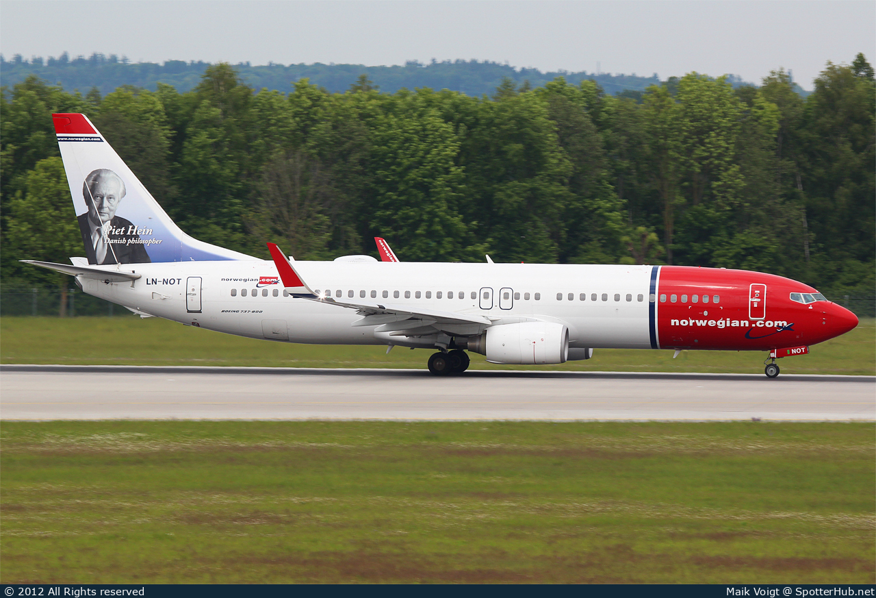 Photo of LN-NOT - Boeing 737-8JP operated by Norwegian Air Shuttle