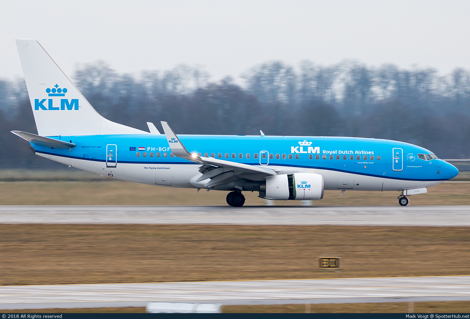 Photo of PH-BGF - Boeing 737-7K2 operated by KLM Royal Dutch Airlines