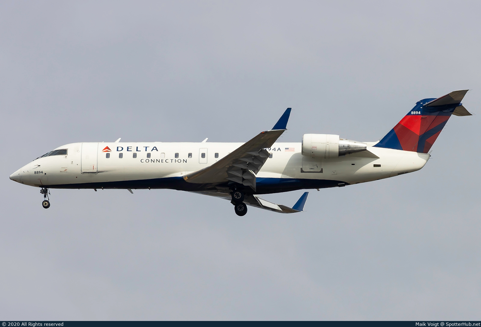 Photo of N8894A - Bombardier CRJ-200LR operated by Delta Connection (opb Endeavor Air)