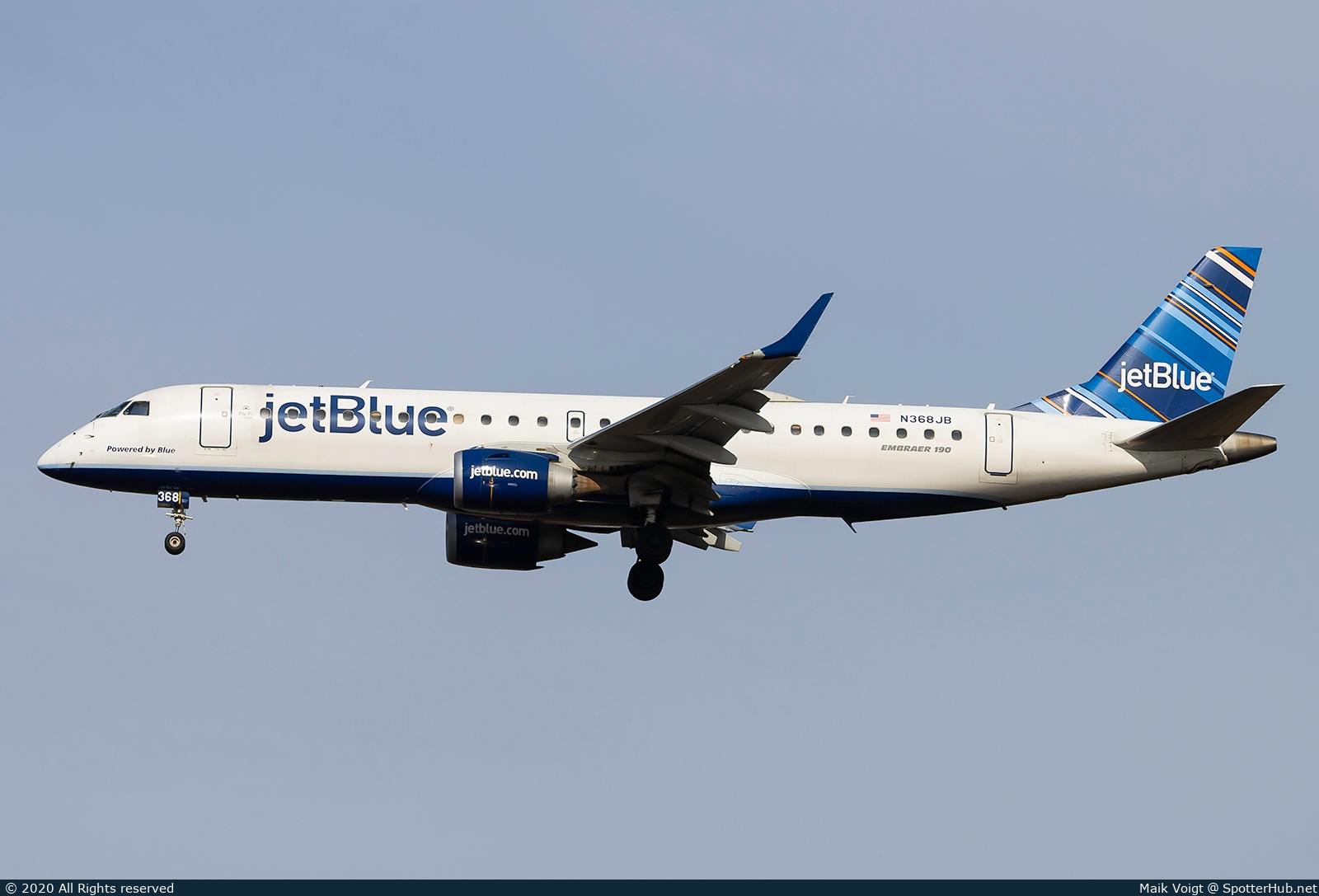 Photo of N368JB - Embraer ERJ-190AR operated by jetBlue Airways