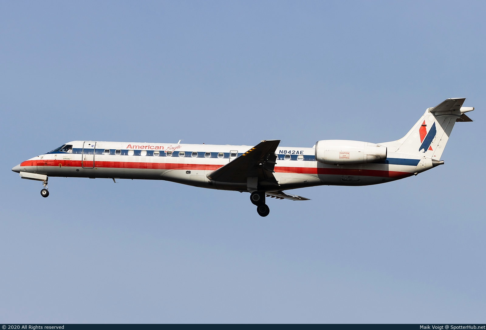 Photo of N842AE - Embraer ERJ-140LR operated by American Eagle (opb Envoy Air)