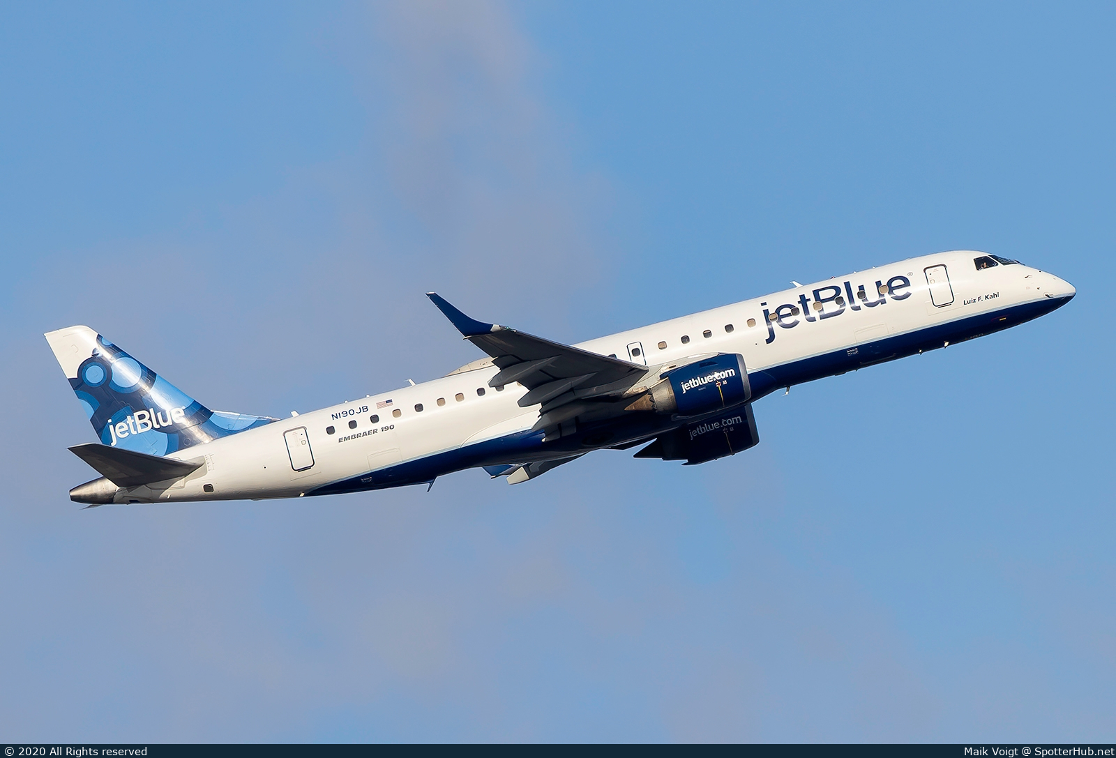 Photo of N190JB - Embraer ERJ-190AR operated by jetBlue Airways