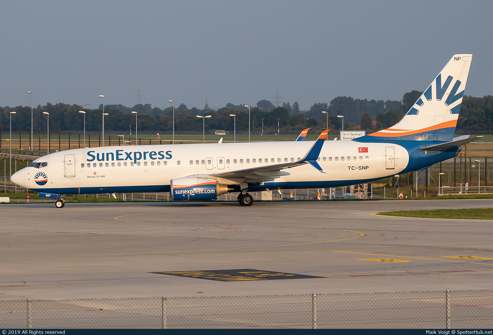Photo of TC-SNP - Boeing 737-8HC operated by SunExpress